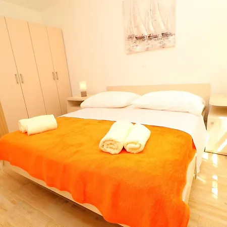 Apartment Seafront Silence Trstenik (Dubrovnik-Neretva)